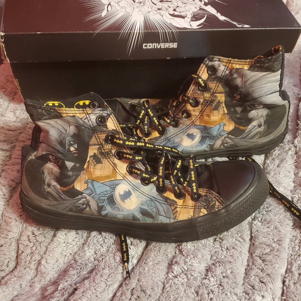 Batman converse